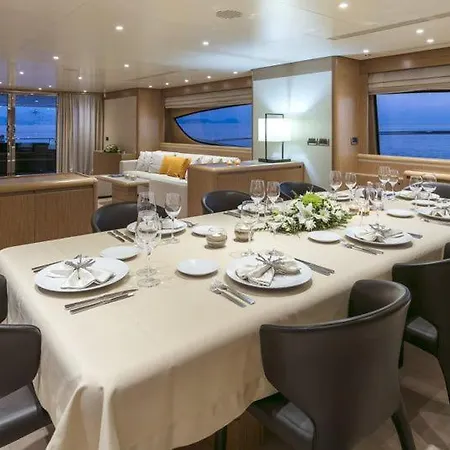 Botel Luxury Yacht Rini V Athens